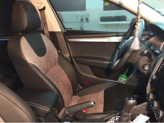 Каркасные авточехлы на Skoda Octavia A7 FL Каркасные авточехлы на Skoda Octavia A7 FL